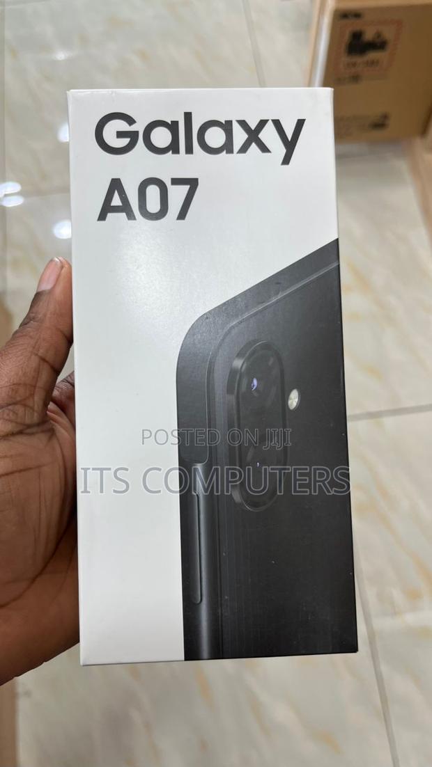 New Samsung Galaxy A07 4G 128 GB Green · Photo 3