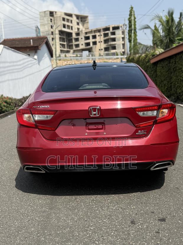 Honda Accord Touring 2.0T 2020 Red photo 8