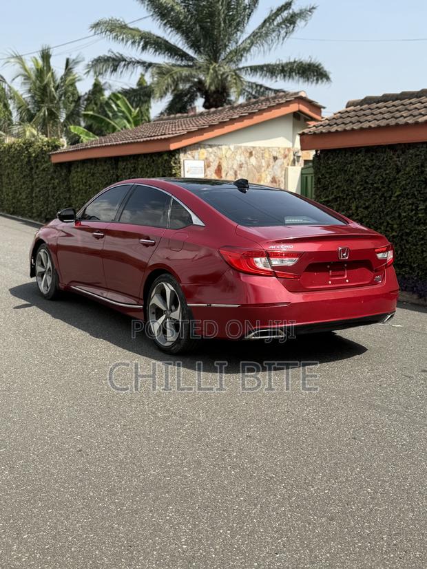 Honda Accord Touring 2.0T 2020 Red photo 7
