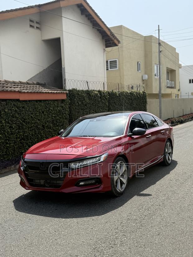 Honda Accord Touring 2.0T 2020 Red photo 2