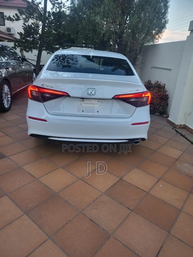 Honda Civic Sport 2022 White