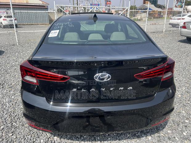 Hyundai Elantra SEL 2019 Black
