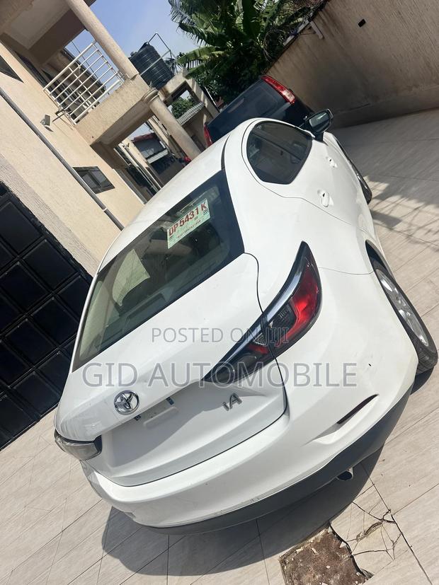 Toyota Yaris iA 1.5 FWD 2018 White