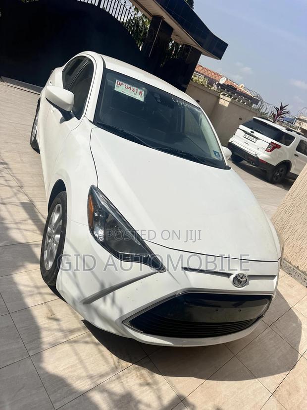 Toyota Yaris iA 1.5 FWD 2018 White