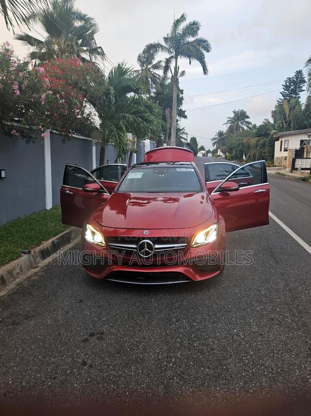 Mercedes-Benz E63 2020 Red