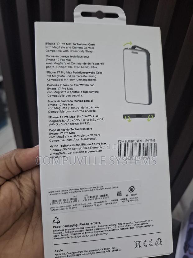 17 Pro Max Techwoven Case photo 2