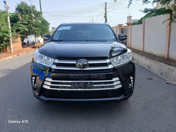 Toyota Highlander XLE 2019 Black