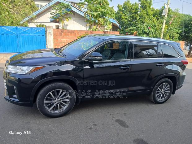 Toyota Highlander XLE 2019 Black
