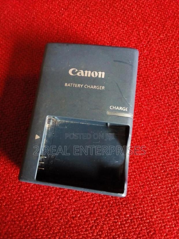 Canon Camera Battery Charger Cb-2lxe · Photo 3
