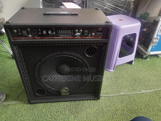 Yamaha Bass Combo · Photo 4