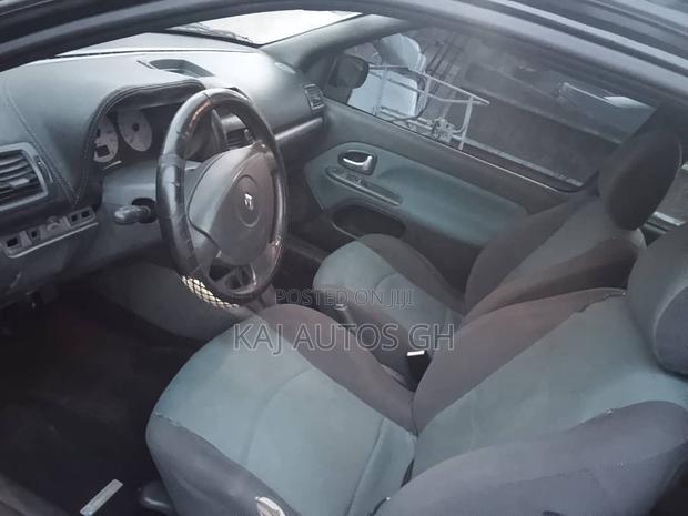 Renault Clio 2002 Blue