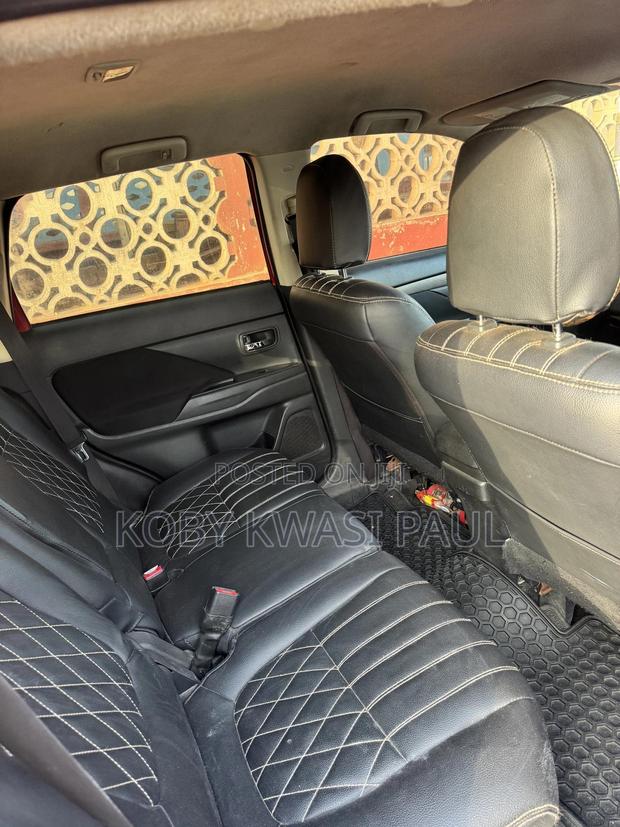 Mitsubishi Outlander 2.0 PHEV AWD 2014 Red