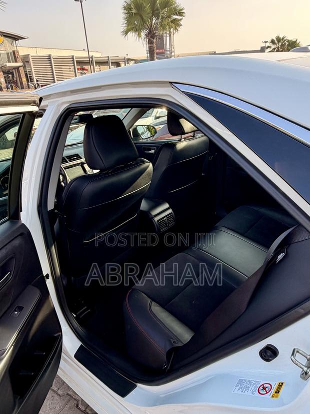 Toyota Camry XSE 4dr Sedan (2.5l 4cyl 6A) 2016 White