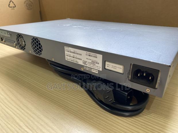 Juniper Ex3300 48 Poe Switch photo 3
