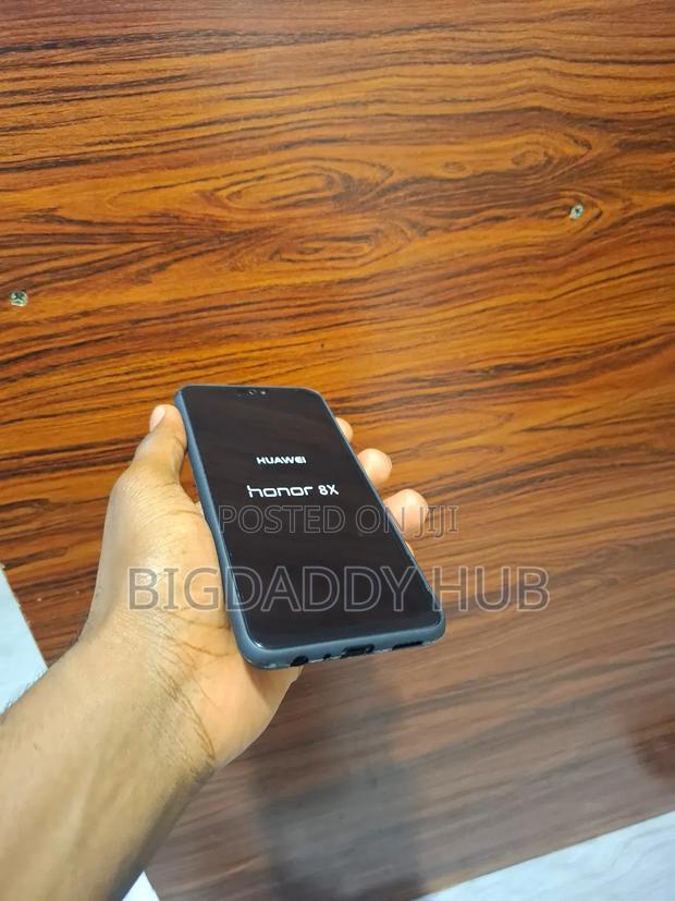 New Huawei Honor 8x 128 GB Black photo 6