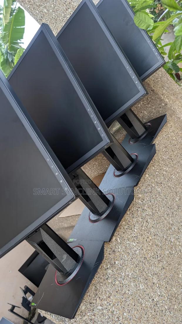 24inchs Asus Gaming Monitor photo 6