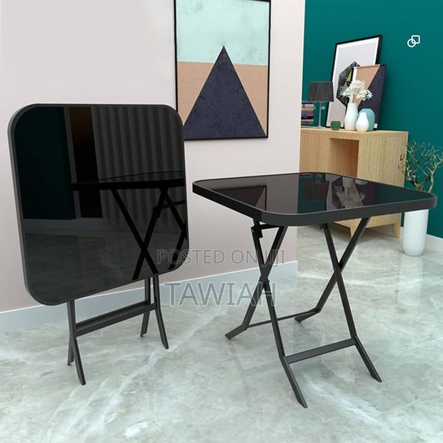 Glass Foldable Table · Photo 2