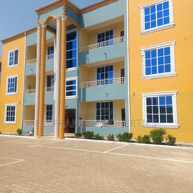 2bdrm Apartment in Kg.Franco Properties, Tema Metropolitan for rent · Photo 2