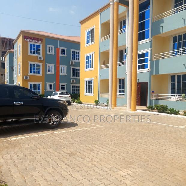 2bdrm Apartment in Kg.Franco Properties, Tema Metropolitan for rent · Photo 3