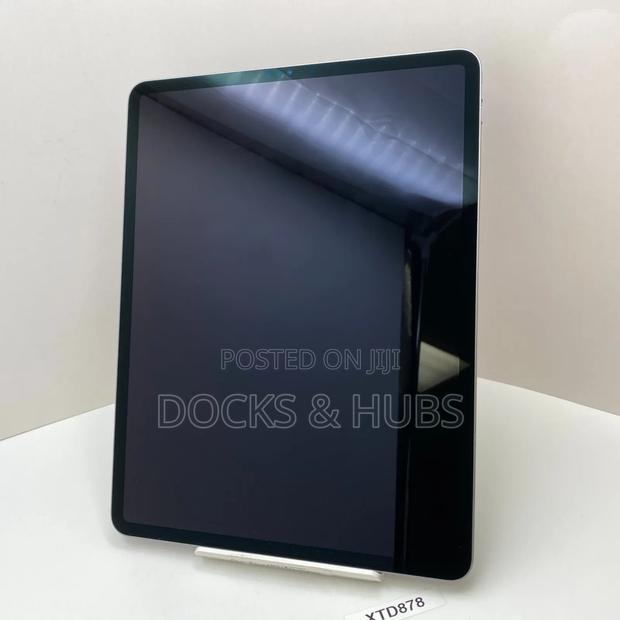 Apple iPad Pro 12.9 (2022) 1 TB Silver photo 2