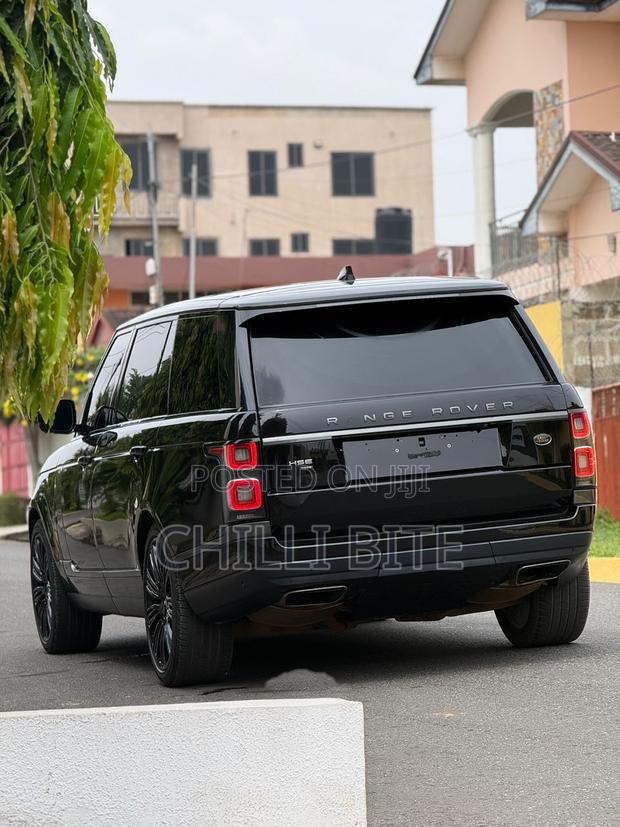 Land Rover Range Rover Vogue 2021 Black photo 8