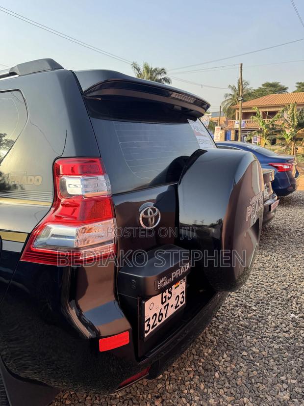 Toyota Land Cruiser Prado 3.0 TD 2011 Black