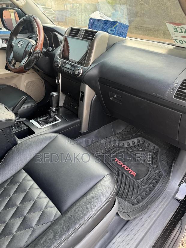 Toyota Land Cruiser Prado 3.0 TD 2011 Black