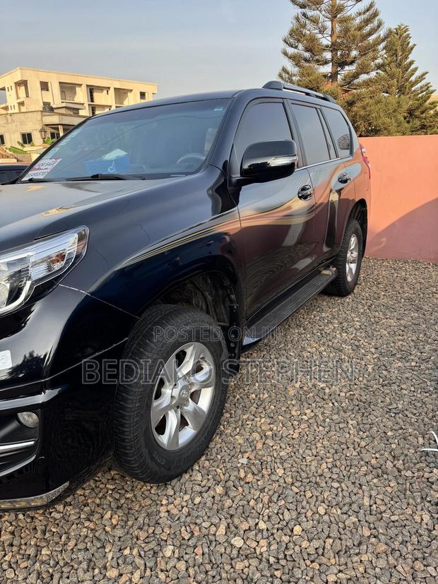 Toyota Land Cruiser Prado 3.0 TD 2011 Black