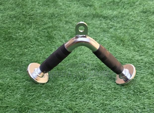 Lat Pull Down Machine Accessories Bars photo 6
