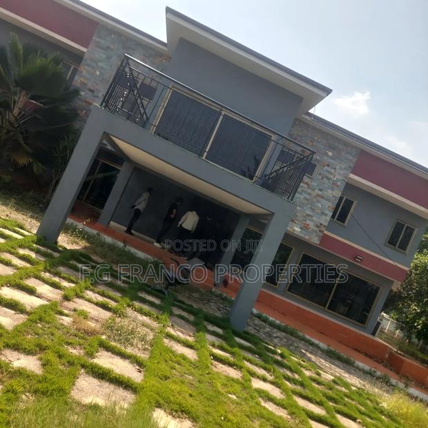 3bdrm House in Kg. Franco, Tema Metropolitan for rent · Photo 2