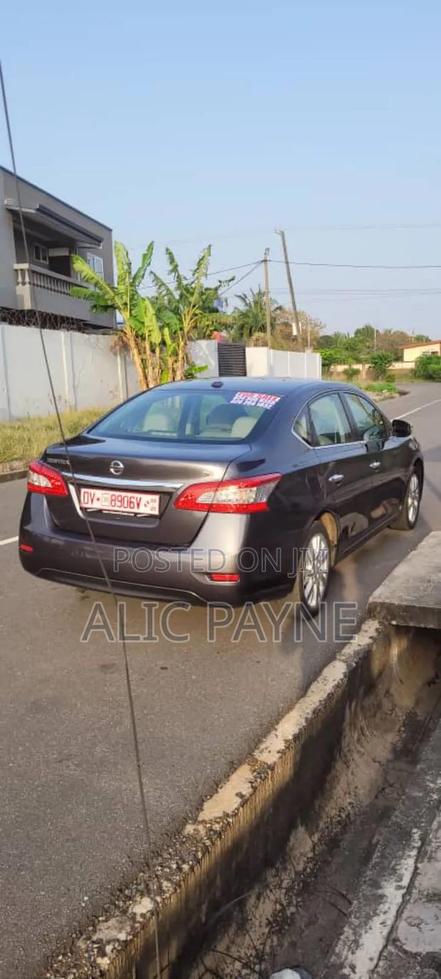 Nissan Sentra SV 2016 Gray