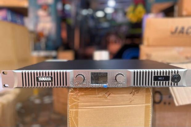 Yamaha M2.2 Professional 2in1 Bass Amplifier · Photo 3