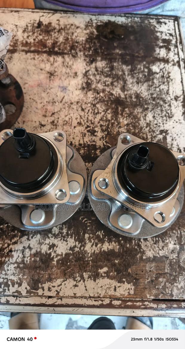 Toyota Corolla 2009 Back Hub photo 2