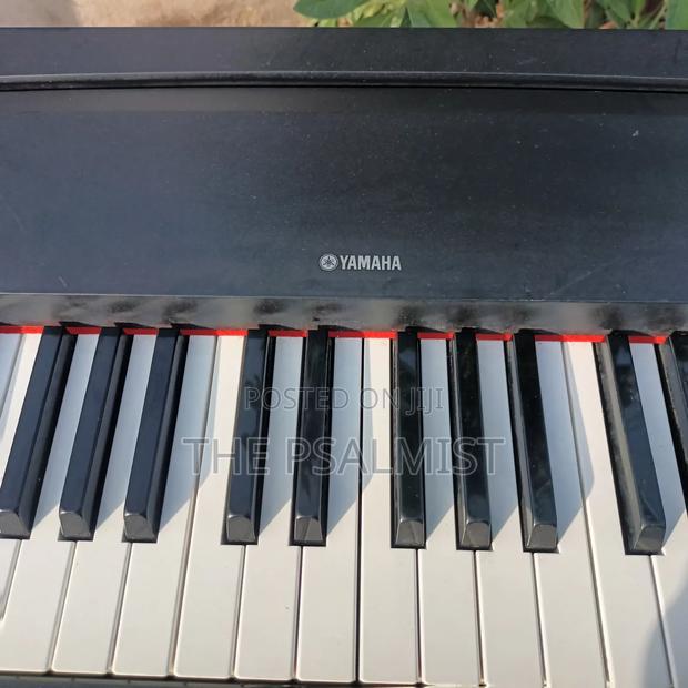 Yamaha P-70 Digital Piano 88weighted Keys photo 5