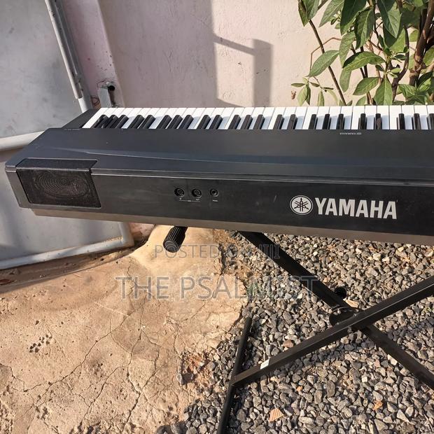 Yamaha P-70 Digital Piano 88weighted Keys photo 9