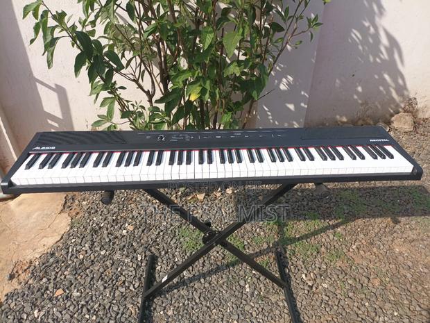Alesis Recital 88keys Digital Piano photo 14