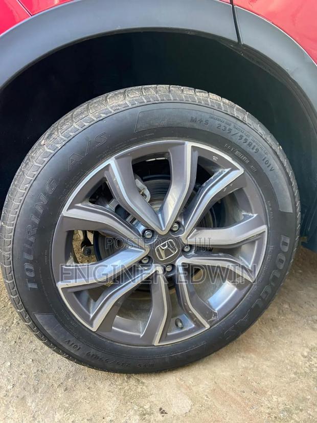 Honda CR-V Touring 2022 Red photo 3