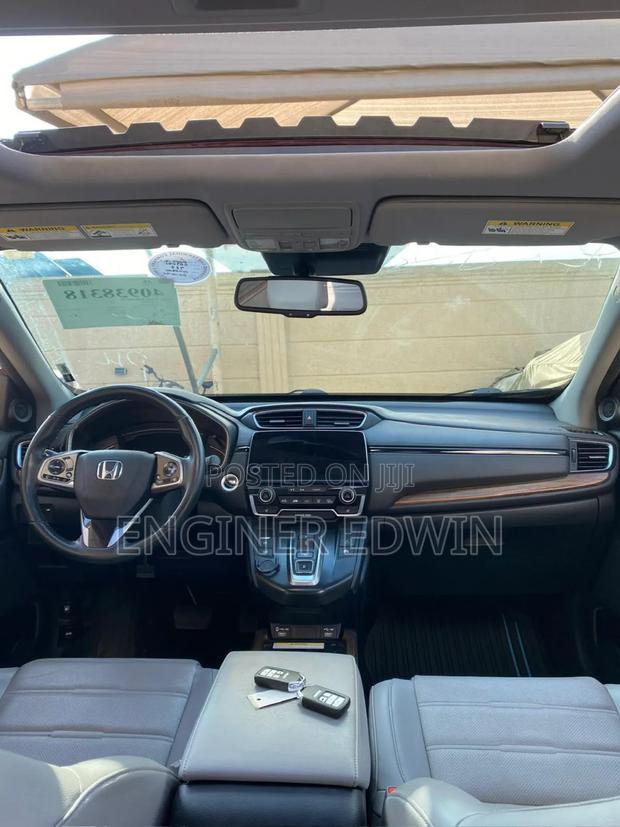 Honda CR-V Touring 2022 Red photo 4