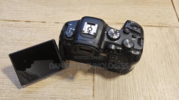 Canon R6 Camera Body With Battery And Charger photo 6