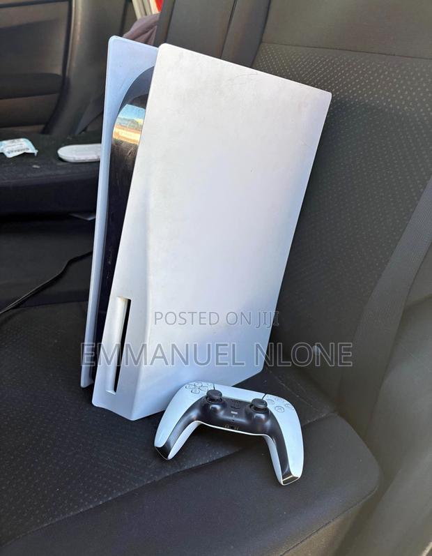 Ps5 Console With One Controller