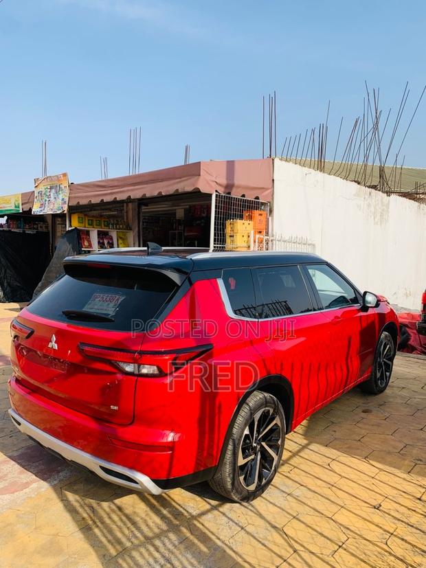 Mitsubishi Outlander SEL 2024 Red