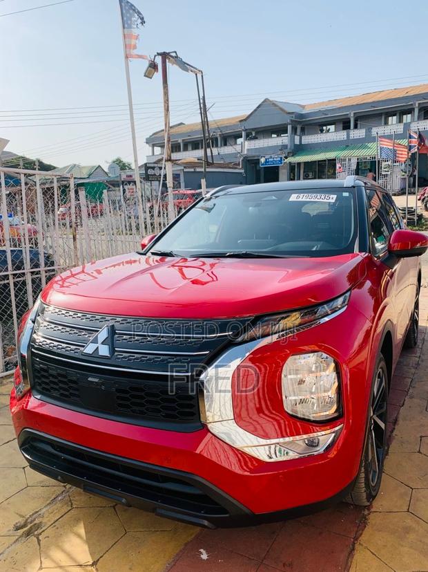 Mitsubishi Outlander SEL 2024 Red