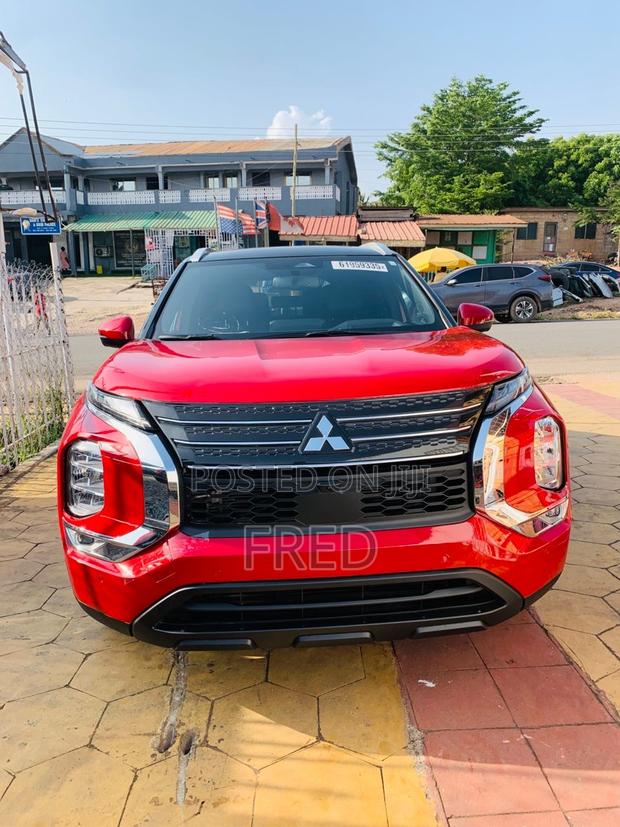 Mitsubishi Outlander SEL 2024 Red