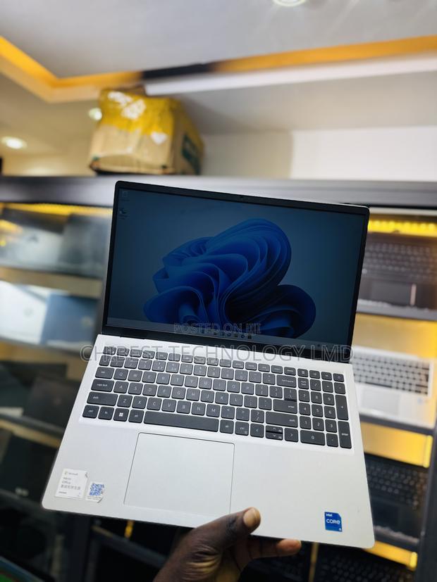 Laptop Dell Inspiron 15 3531 16GB Intel Core i5 SSD 512GB photo 4