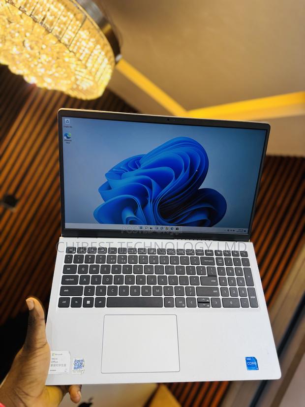 Laptop Dell Inspiron 15 3531 16GB Intel Core i5 SSD 512GB photo 2