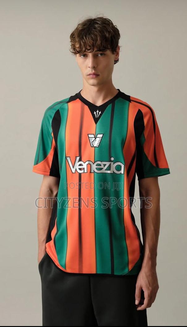 Vevezia Fc 2025/26 Away Kit · Photo 4
