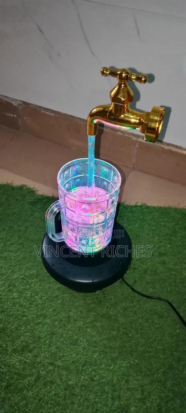 Magic Mug Fountain With Led · Photo 1