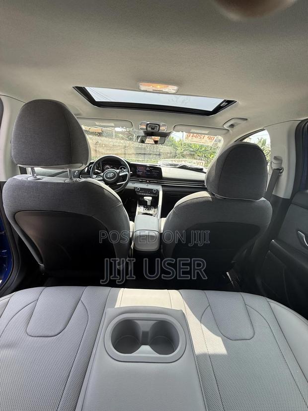 Hyundai Elantra Limited 2021 Blue