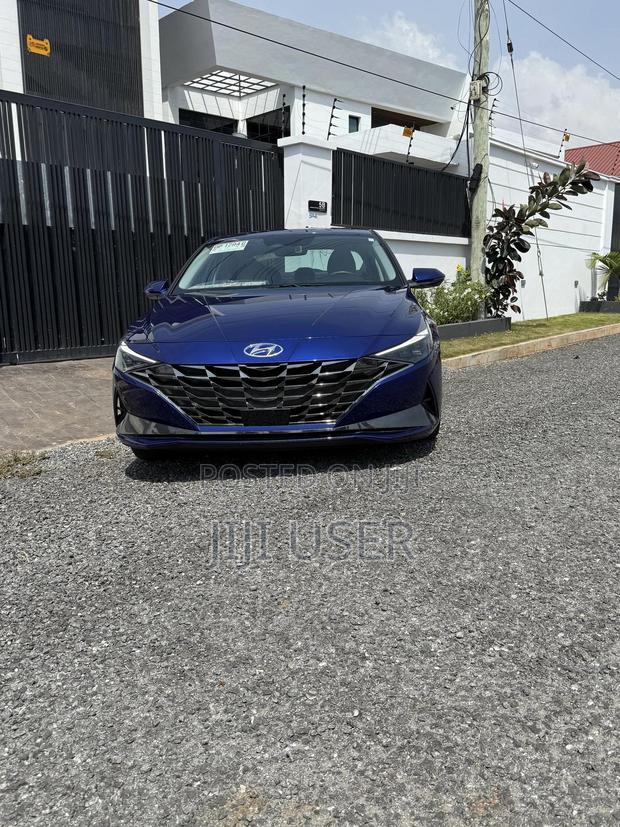 Hyundai Elantra Limited 2021 Blue