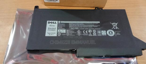 Dell Battery Djijo 42wh · Photo 2